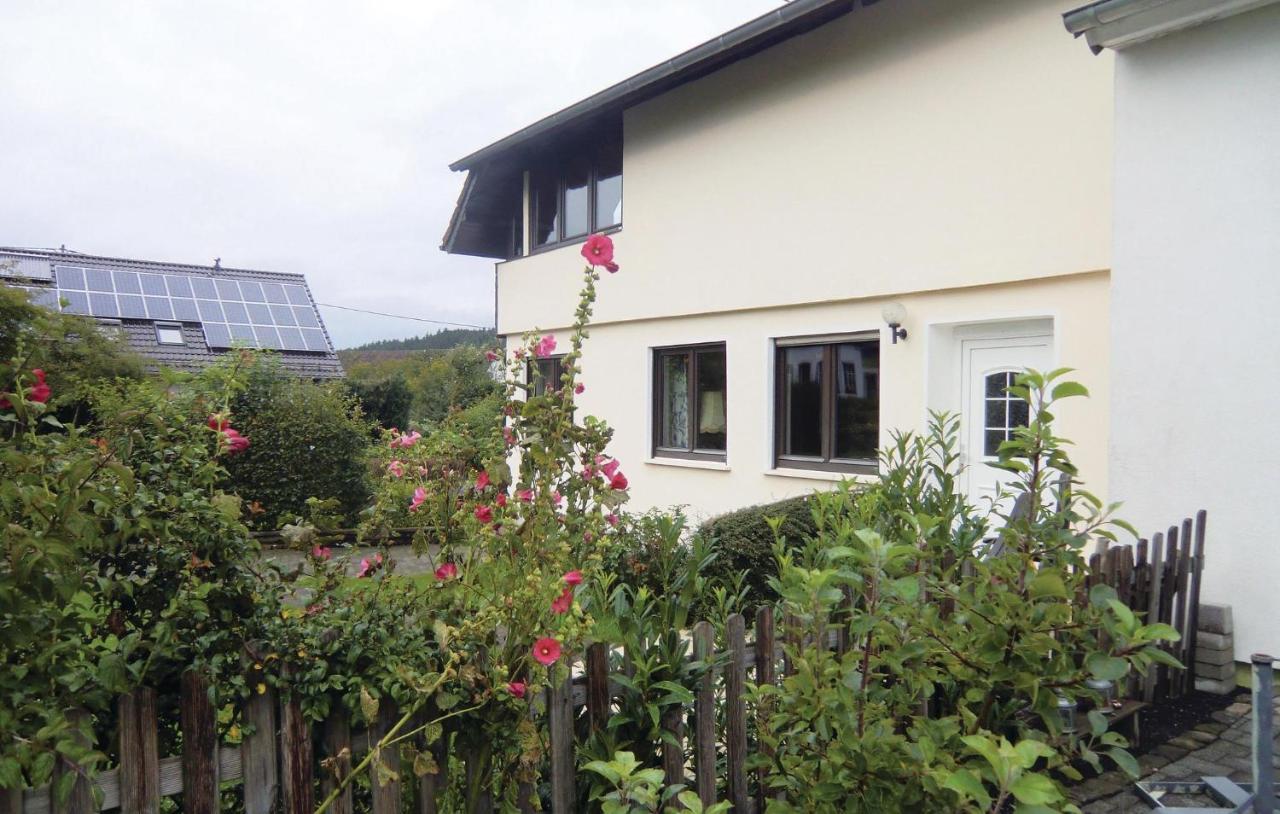 Stunning Apartment In Duppach With Kitchen エクステリア 写真